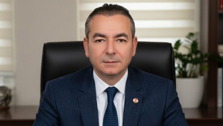 Başkan Çeliker’den ‘Türk bayrağına yönelik saldırı’ya tepki