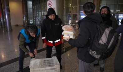 Kahta Belediyesi’nden zor kış şartlarında vatandaşlara sıcak yemek desteği