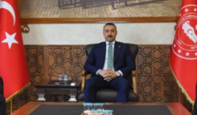 ‘Malatya Karayolu’nu kapattık, zorunlu olmadıkça trafiğe çıkmayın’