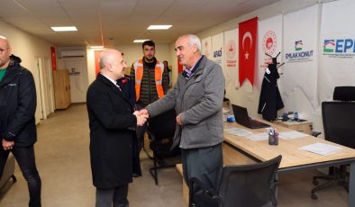 Vali Osman Varol, İndere’de Anahtarlarını Alan Vatandaşlarla Buluştu