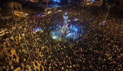 Adıyaman’da 6 Şubat depremlerinin üçüncü yılında yaşamını yitirenler anıldı