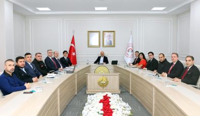 Adıyaman’da Kalıcı deprem konutları ve kamu yatırımları için koordinasyon toplantısı düzenlendi