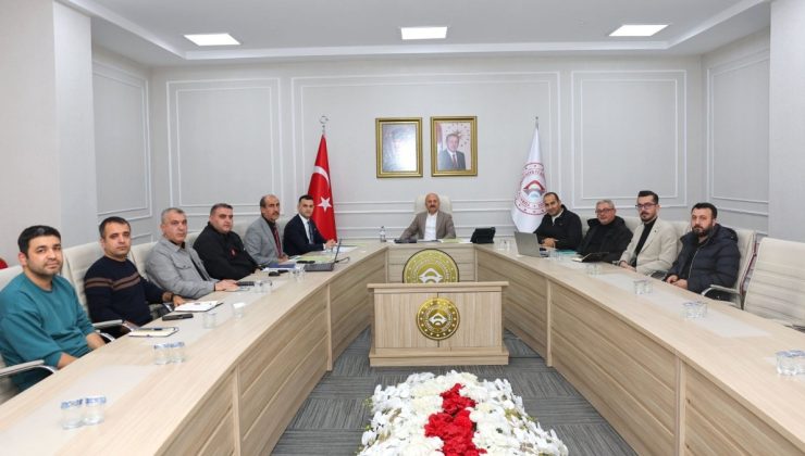 Adıyaman’da kırsal afet konutlarına ilişkin değerlendirme toplantısı yapıldı