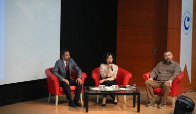 Adıyaman Üniversitesi’nde ‘Yapay Zekâ ve Turizm’ paneli gerçekleştirildi