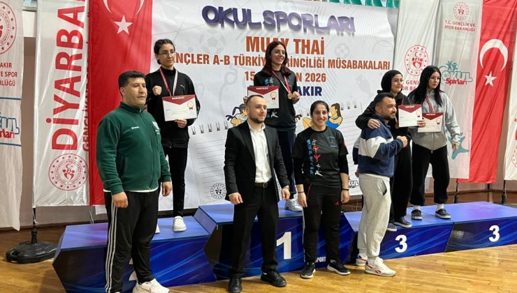 Okul Sporları Muaythai Türkiye Şampiyonası’nda Diyarbakır’a 3 madalya