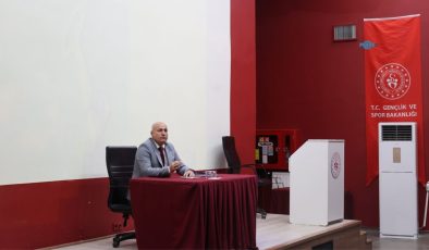 İl Müdürü Elüstü, Adıyaman Kız Yurdu personeliyle yeni dönemi değerlendirdi