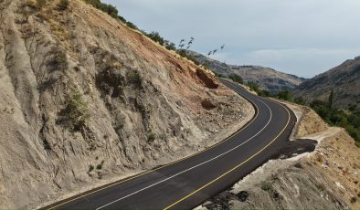 TUT KAŞLICA KÖYÜ YOLU BSK ASFALT İLE BULUŞTU