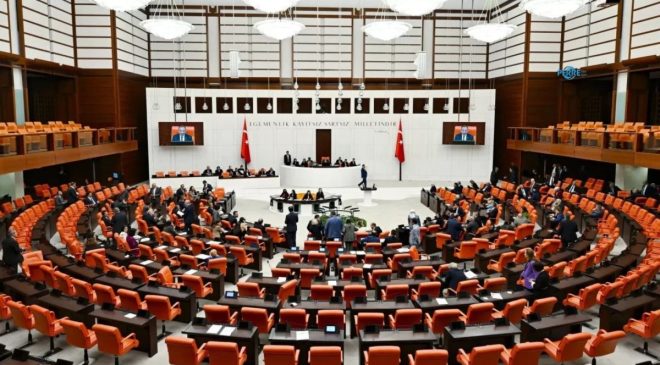 Fon krizinin araştırılması için verilen 5 önerge AK Parti ve MHP oylarıyla reddedildi