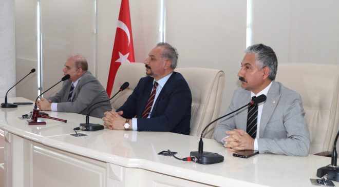 ‘Nar Üretimi ve Pazar Olanakları’ Çalıştayı Düzenlendi