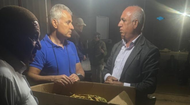 Yaşar Özkan tütün alım tesislerini ziyaret etti
